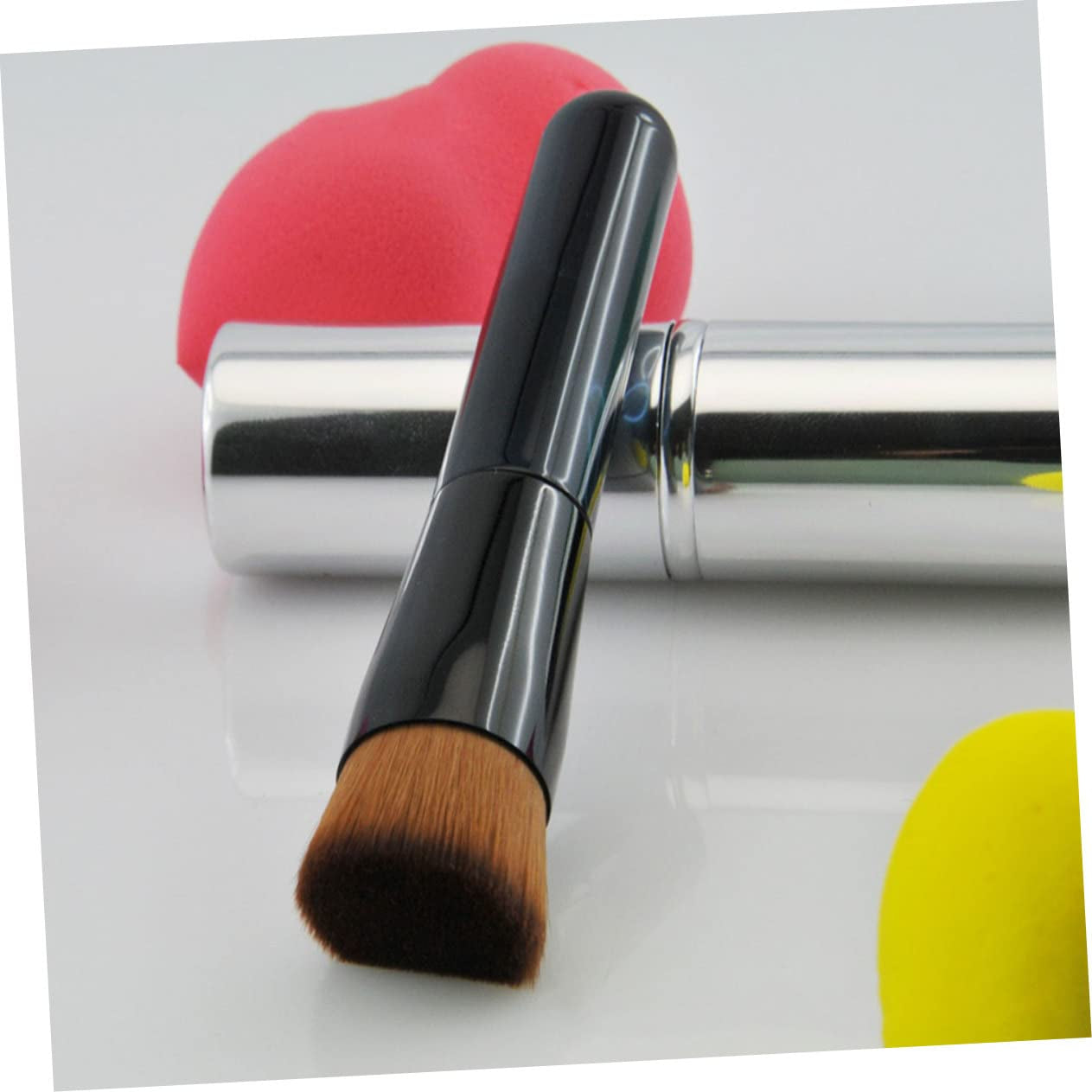 Inclined Flat Head Makeup Brush Blush Brush Fluffy Makeup Brush Makeup Brush Tool Foundation Cosmetics Brush Foundation Makeup Brush Highlighter Makeup Brush Acrylic Black